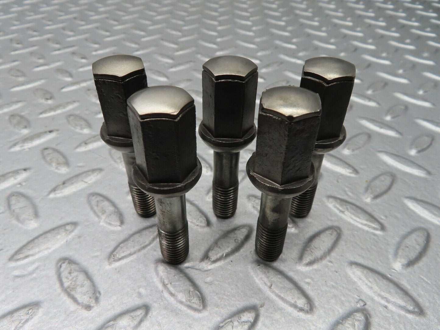 20528 Mercedes-Benz 5x Alloy Wheel Lug Bolt M12x1.5