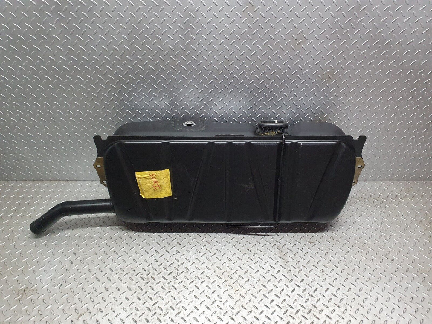 40843 Mercedes-Benz W123 300D Fuel Tank
