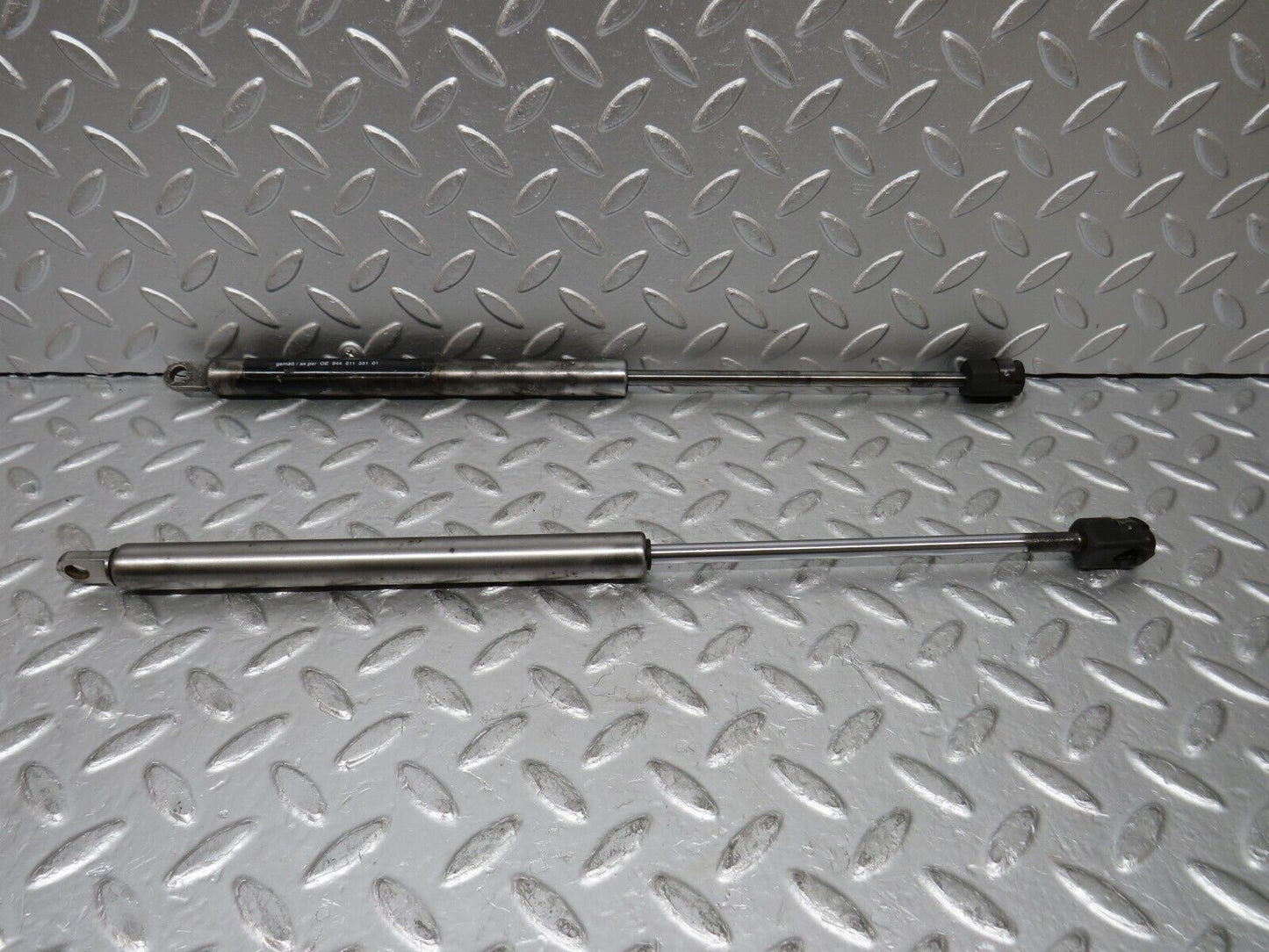 30068 Porsche 924 Bonnet Gas Strut 4401603125 94451135101
