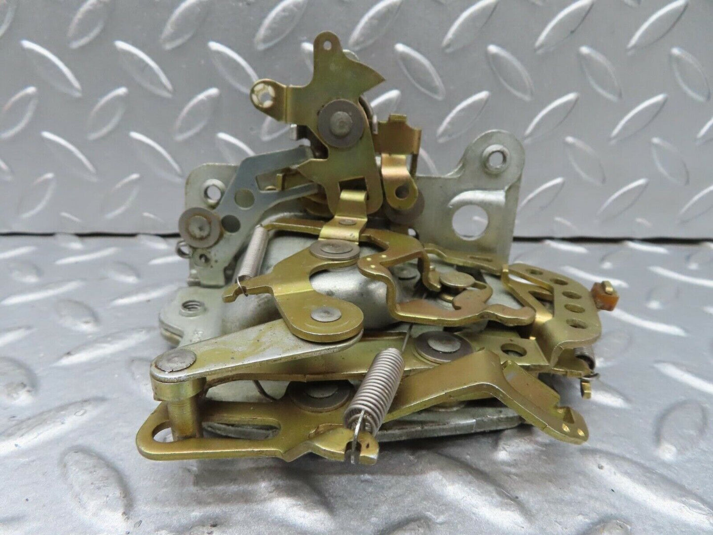 14262 Mercedes-Benz W116 350SE Rear Right Door Lock Mechanism