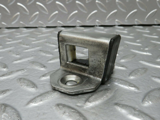 24312 Mercedes-Benz S124 220TE Wagon Door Lock Latch