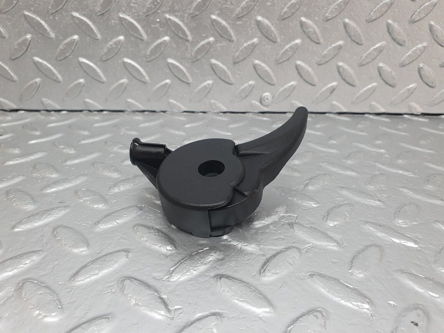 42902 Mercedes-Benz W201 190 2.0L Hood Opener Bonnet Opener Release