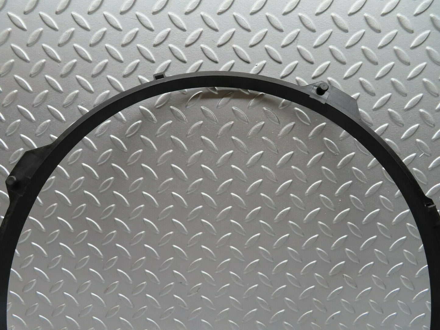 16272 Mercedes-Benz W124 260E Radiator Fan Shroud Fan Cover Ring 1245052655