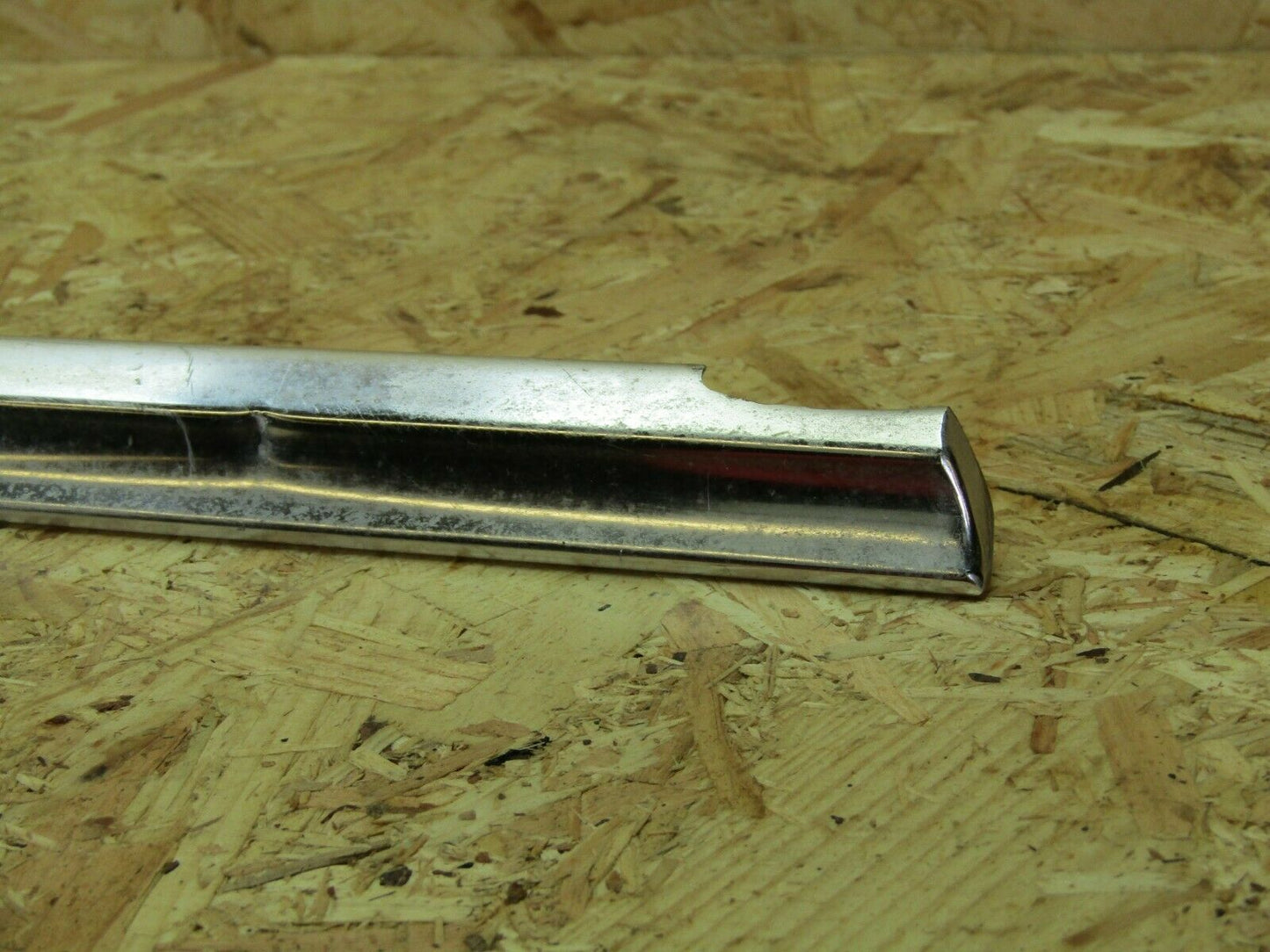 2131 Mercedes-Benz W116 350SE Rear Left Door Chrome Trim