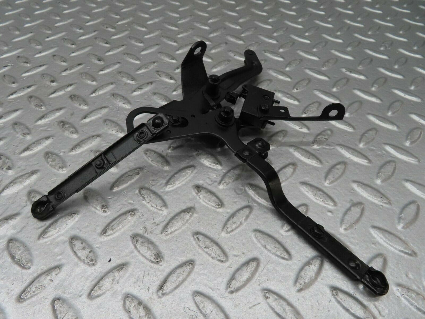 15253 Mercedes-Benz W123 230E Throttle Linkage