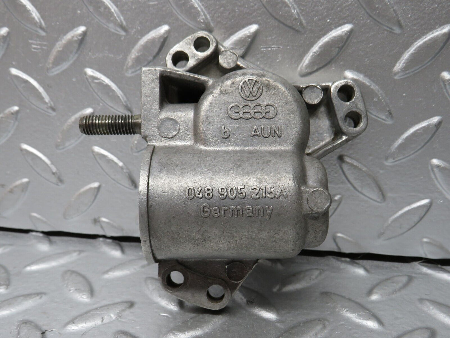 30119 Porsche 924 Distributor Drive Housing 048905215
