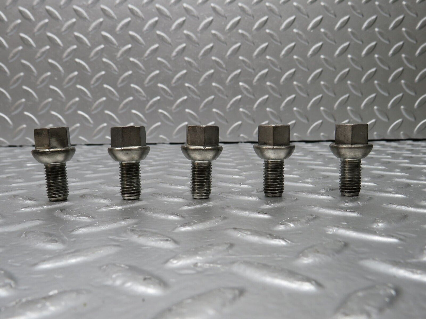 30770 Mercedes-Benz 5x Steel Wheel Lug Bolt M12x1.5