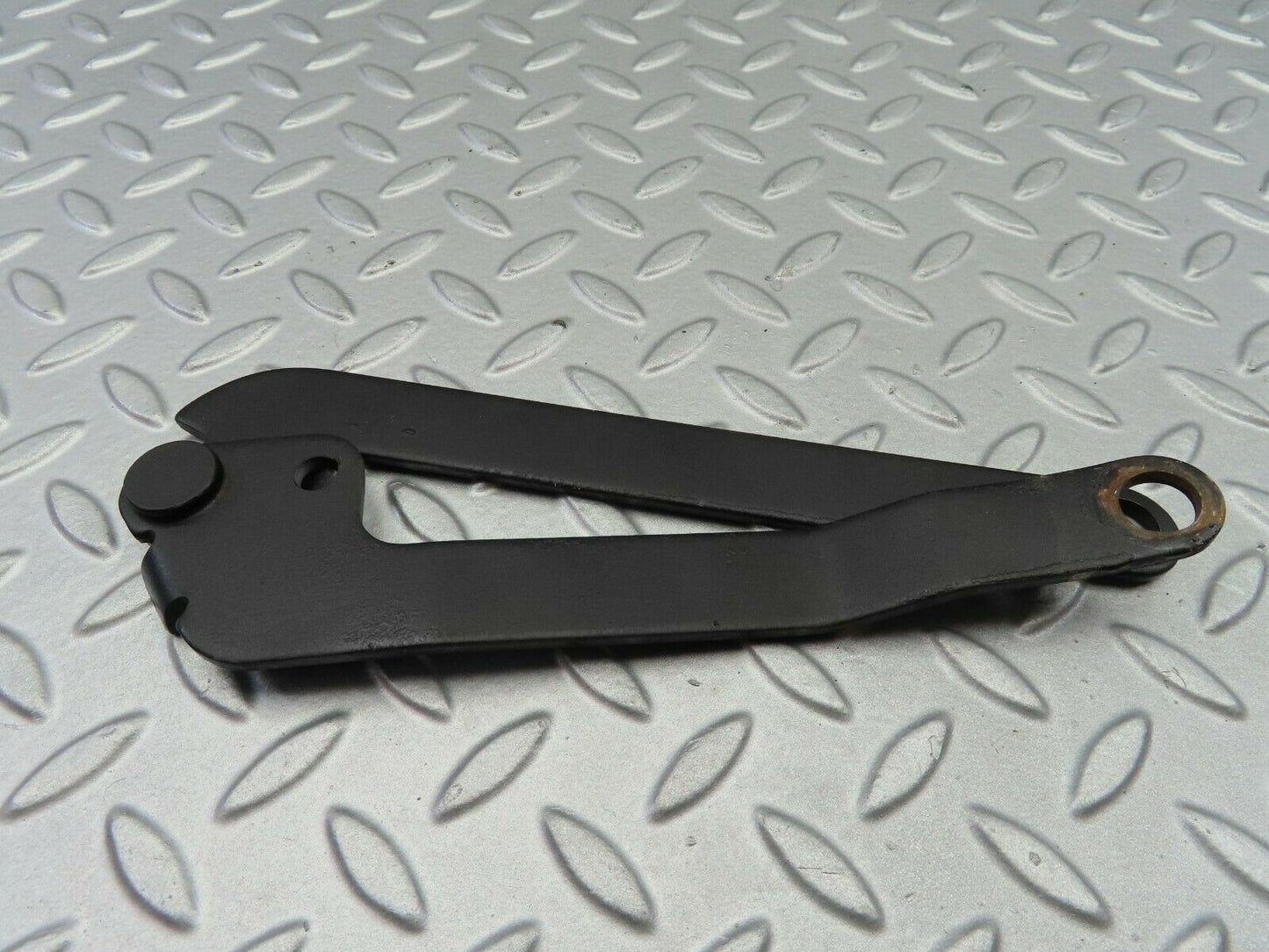 7081 Mercedes-Benz C107 350SLC Coupe Bonnet Hinge Right Side