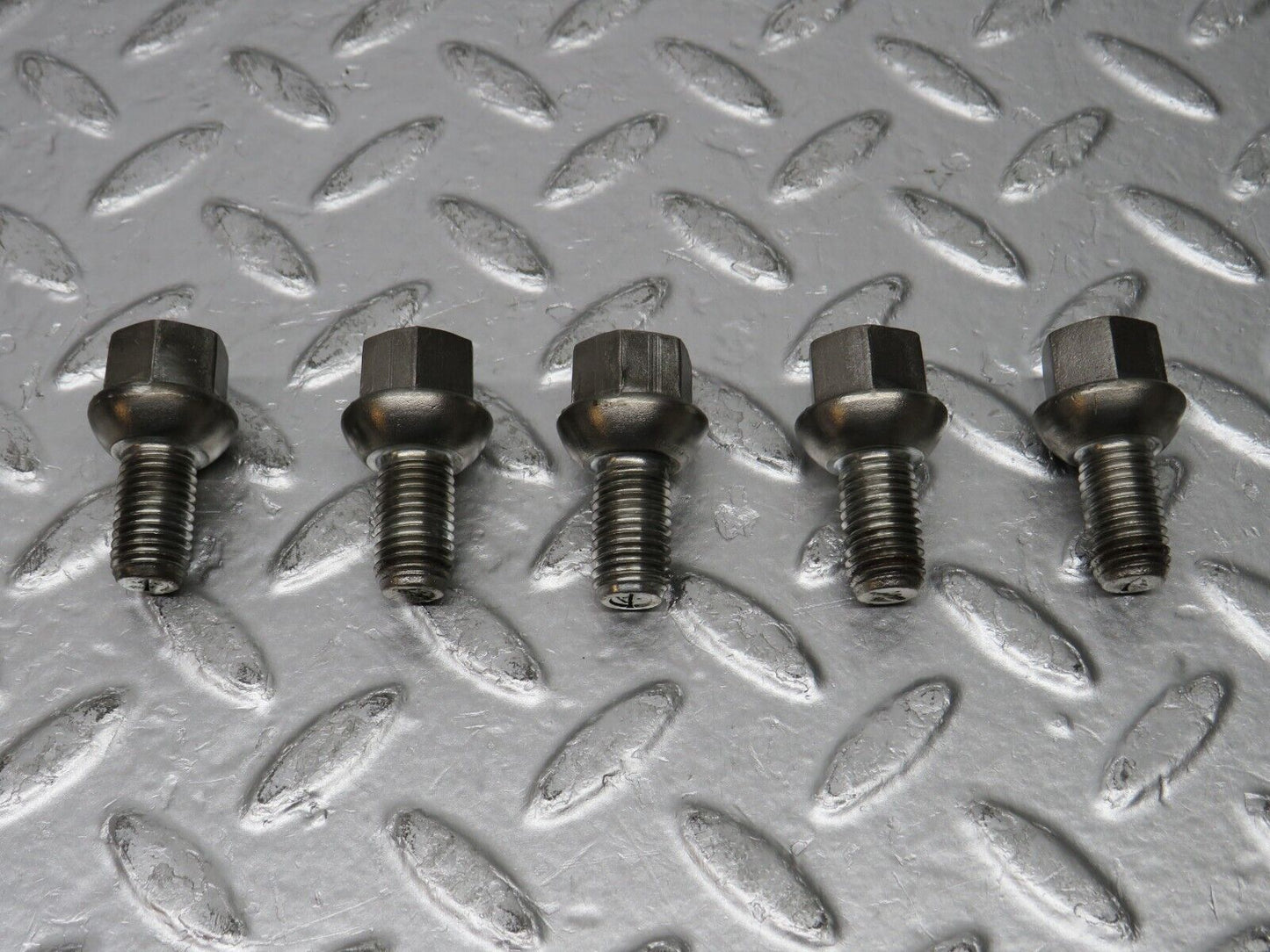 30770 Mercedes-Benz 5x Steel Wheel Lug Bolt M12x1.5