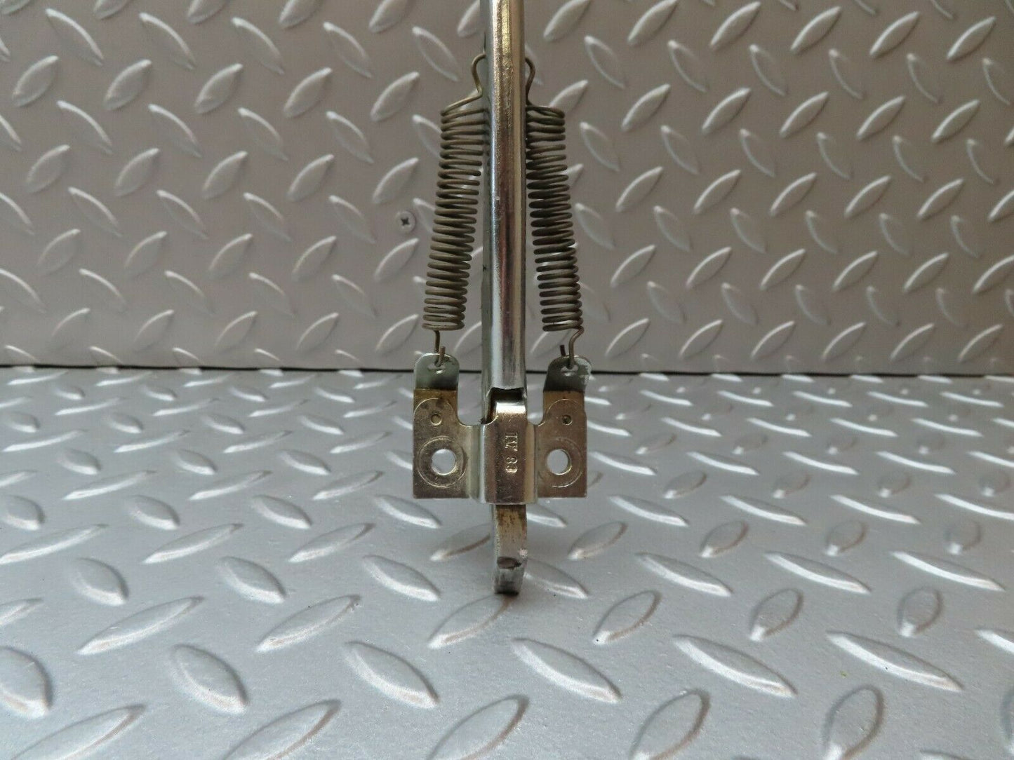 4028 Mercedes-Benz S123 200T Wagon Rear Seat Hardware 1239290127