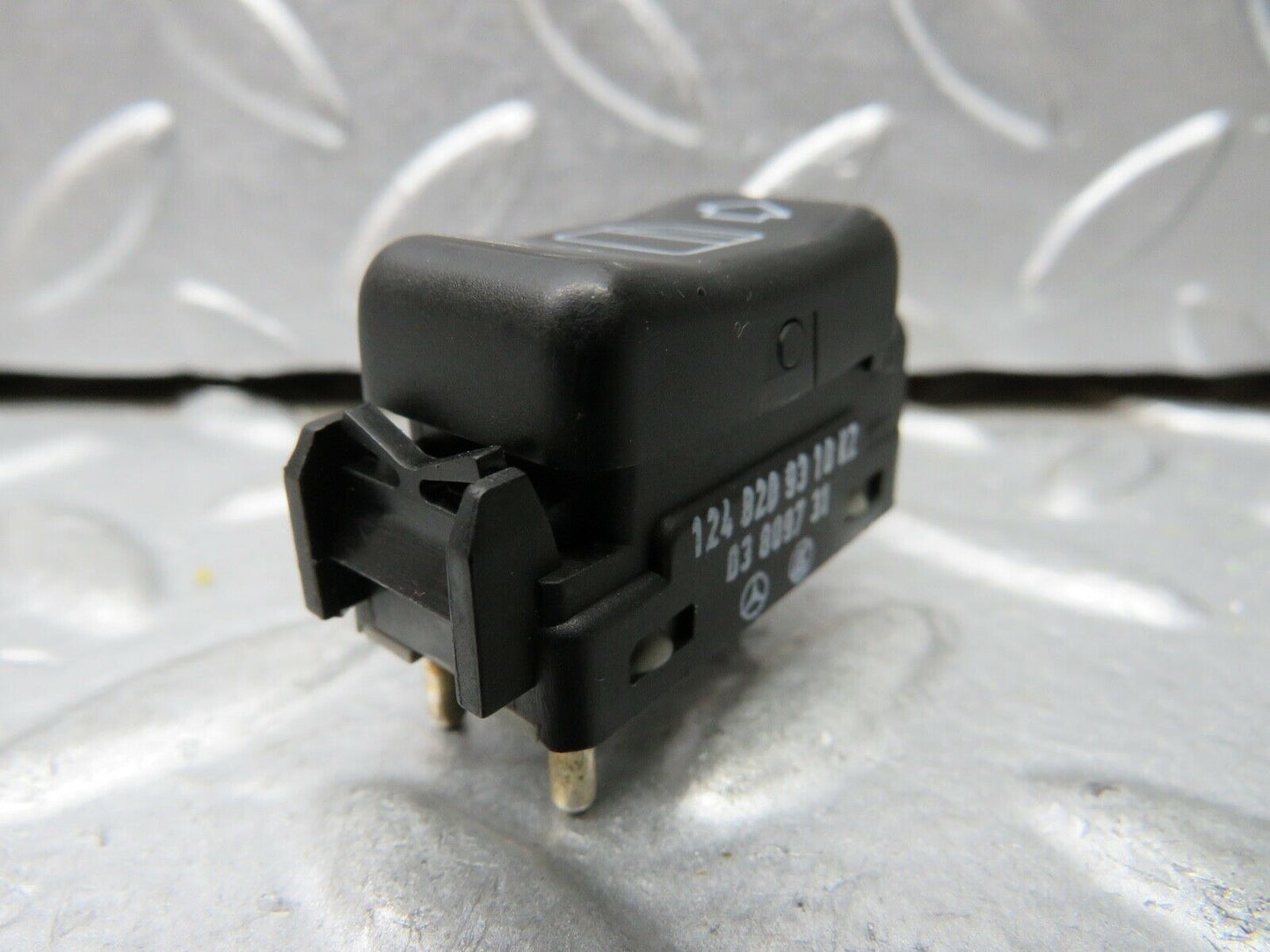 21880 Mercedes-Benz W124 Electric Window Switch Left Side 1248209310