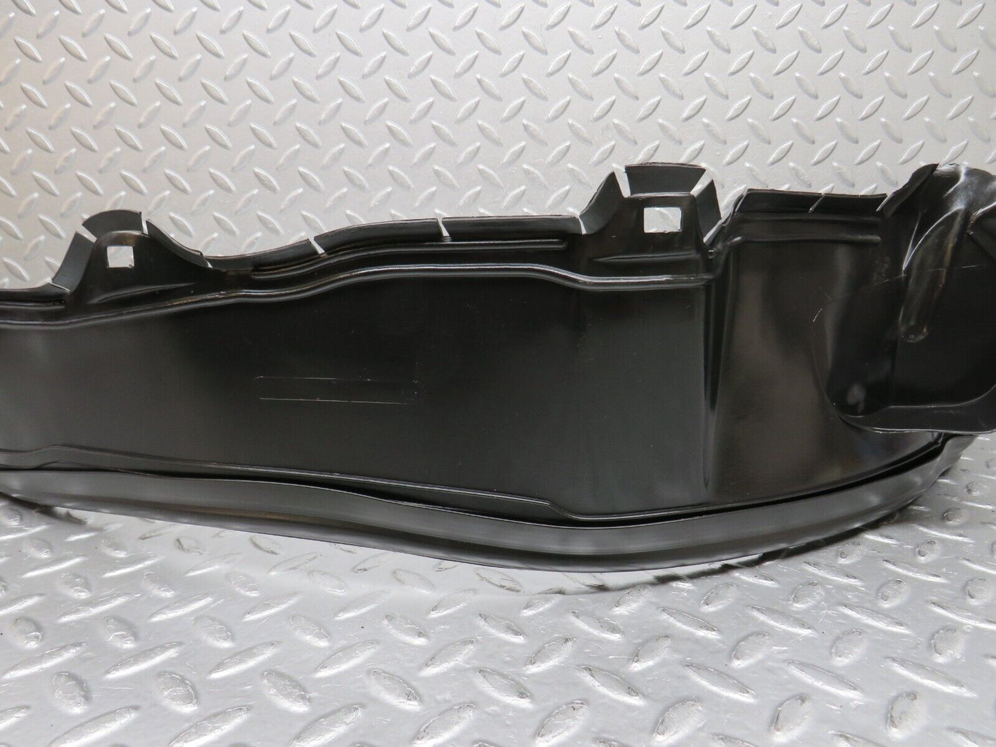 39025 Mercedes-Benz W201 190E Inner Mudguard Panelling Front Left 2018841135
