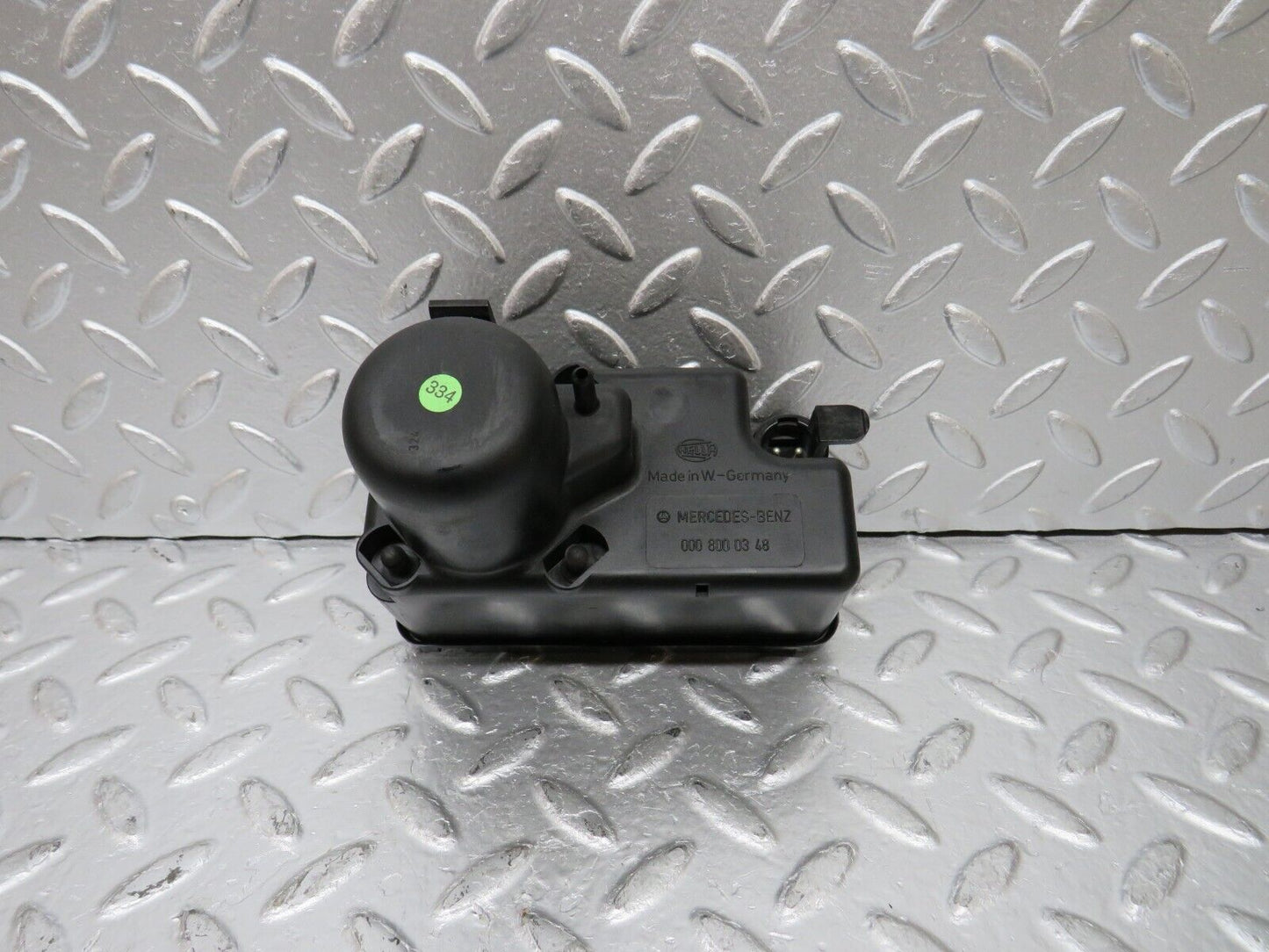 30623 Mercedes-Benz W201 190E 2.0L Central Locking Pump Hella 0008000348