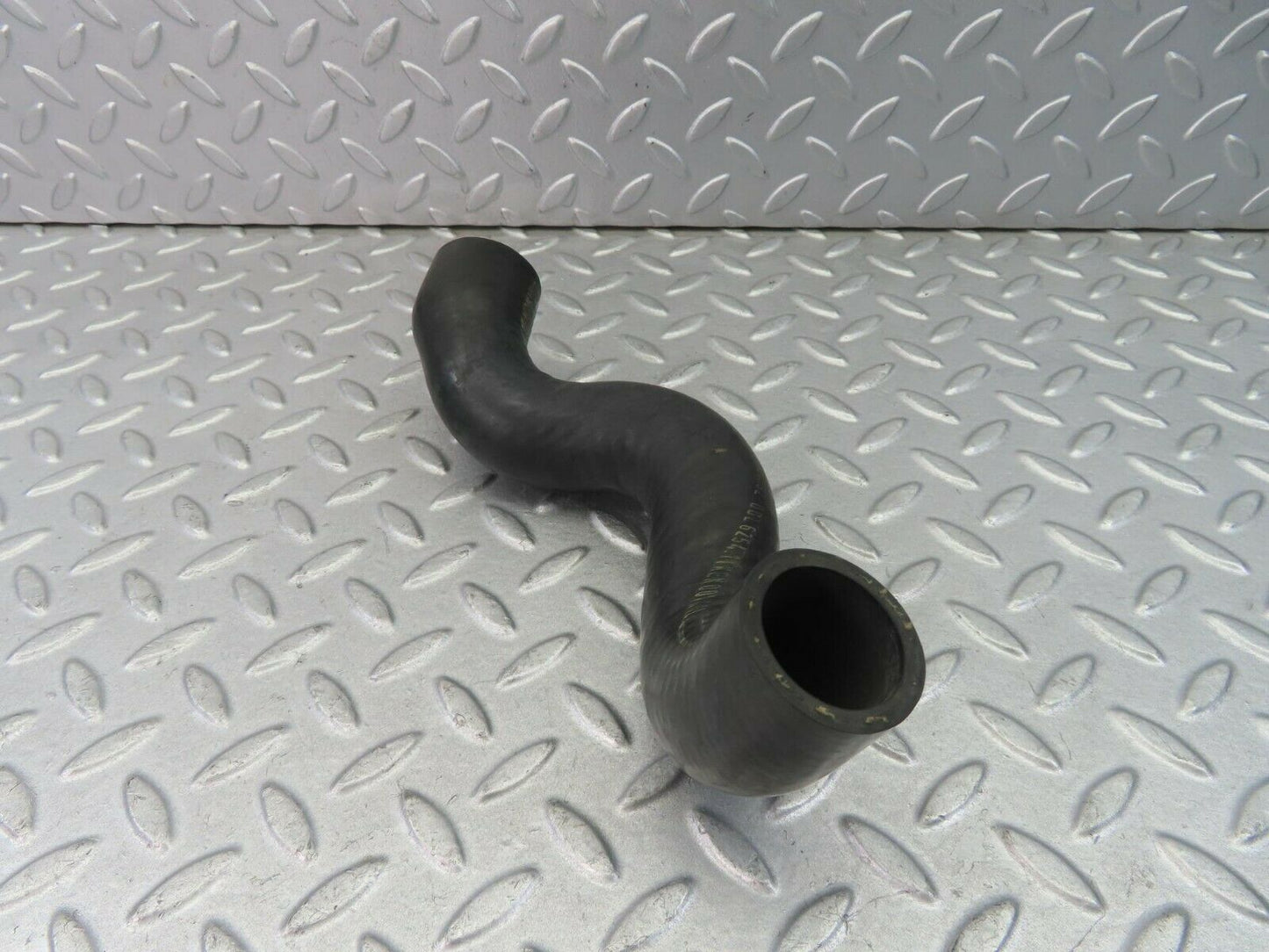 8543 Mercedes-Benz W114 Radiator Hose 1145012582