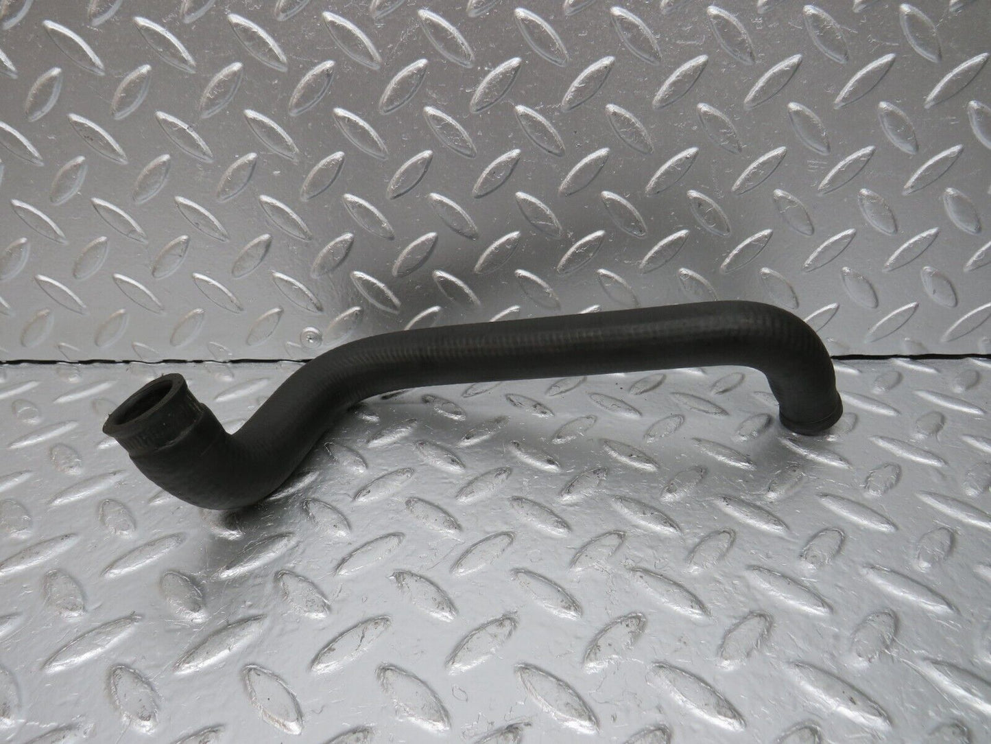 31059 Mercedes-Benz W123 200D Heater Hose 1238321094