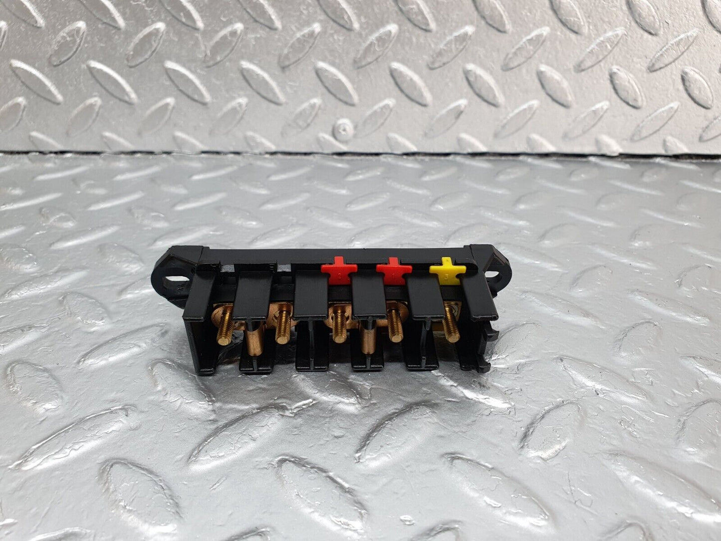 42953 Mercedes-Benz W201 190 2.0L Cable Connector 2015400669