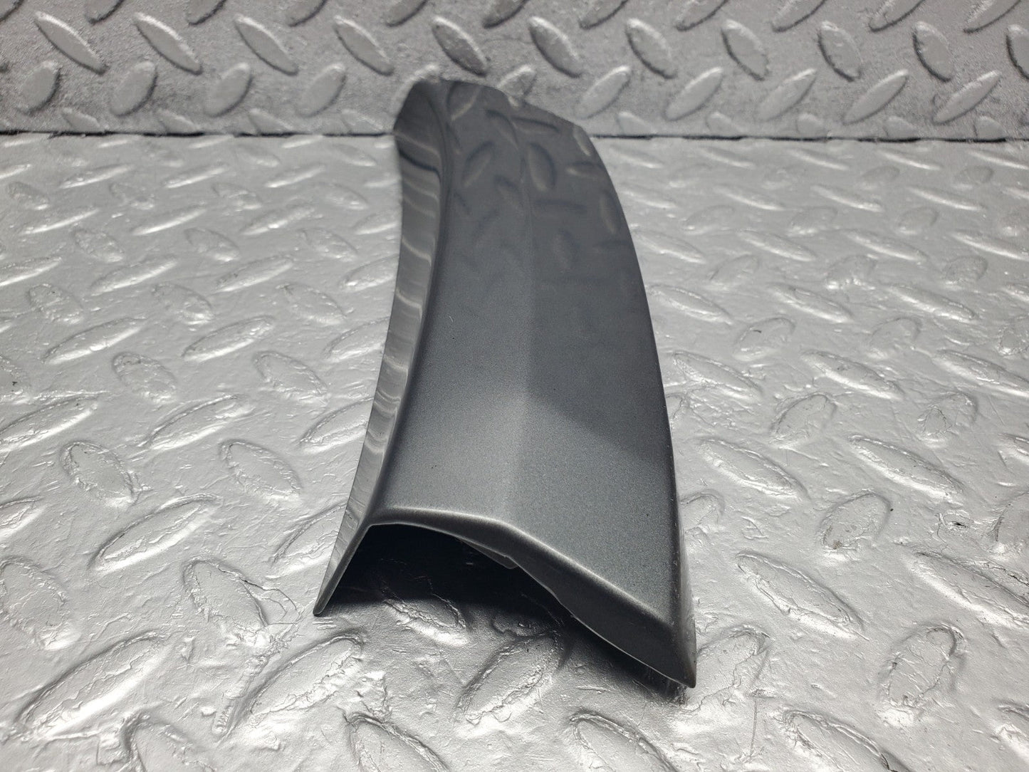W201 Baby Benz front right fender wing moulding used OEM