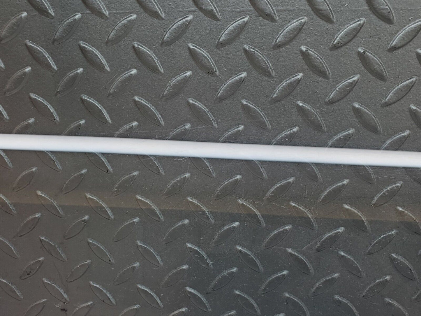 44364 Mercedes-Benz W123 280E Front Right Door Window Glass