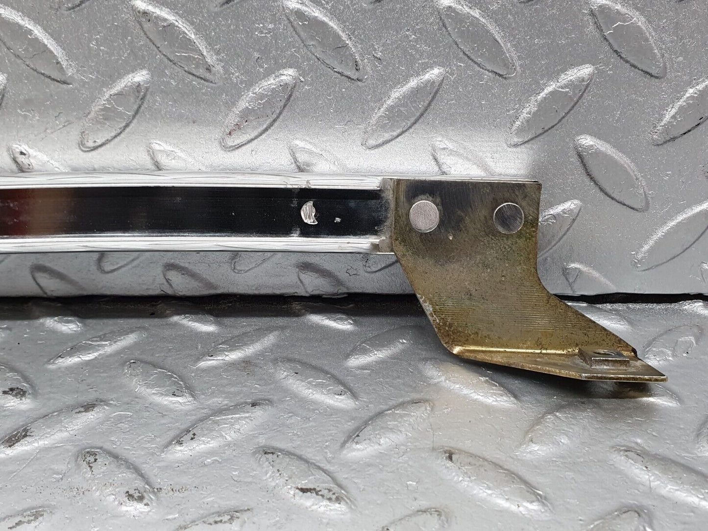 41177 Mercedes-Benz W126 300SE Rear Right Door Chrome Window Channel