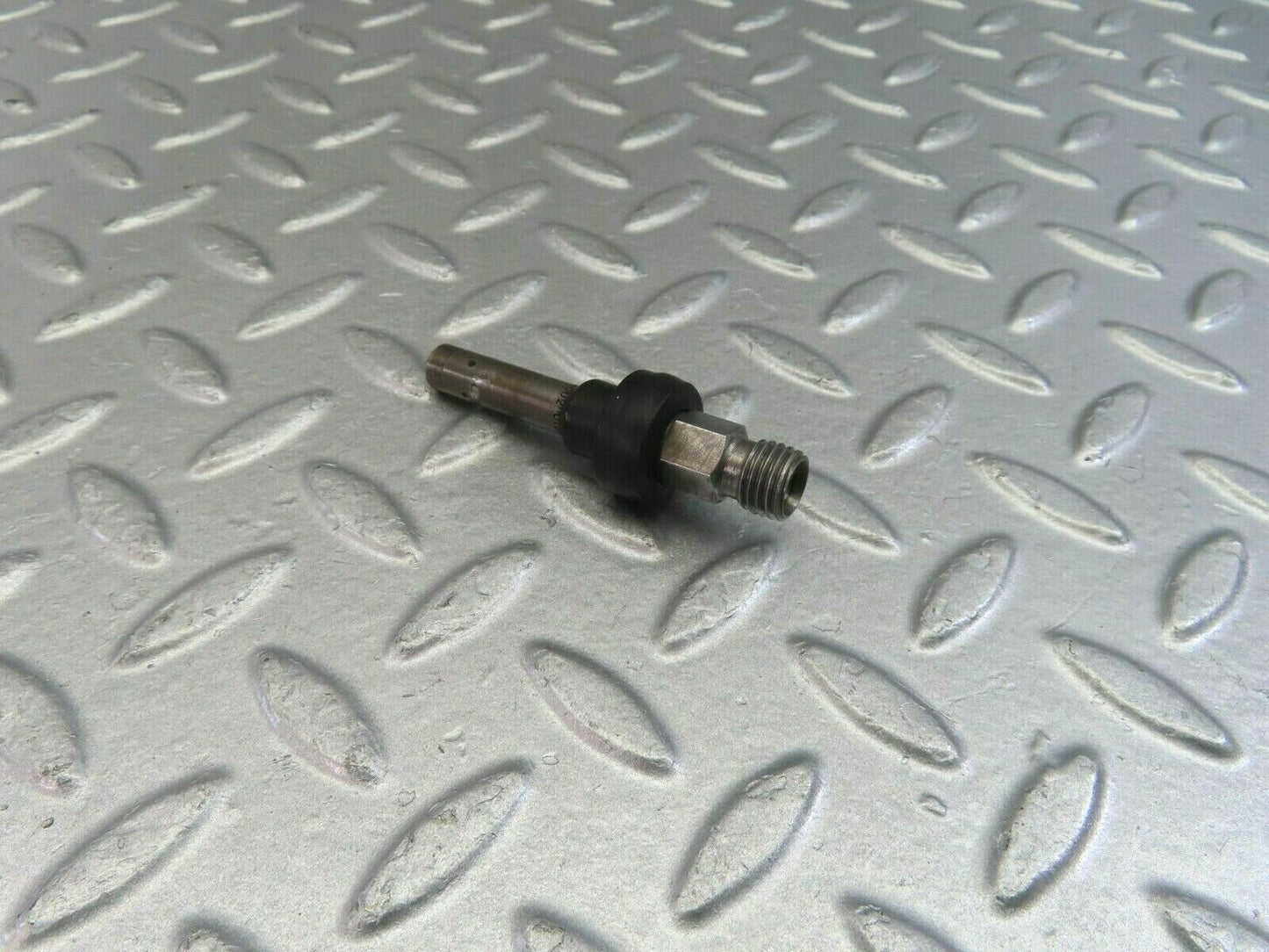 10044 Mercedes-Benz C123 230CE Coupe Fuel Injector Bosch 0437502010