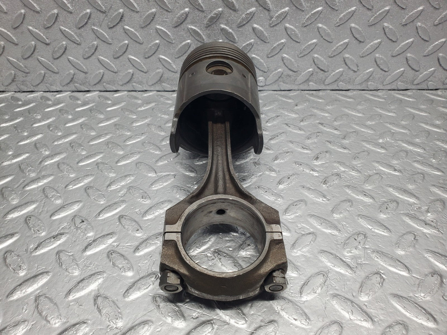 W112 piston with connecting rod used OEM