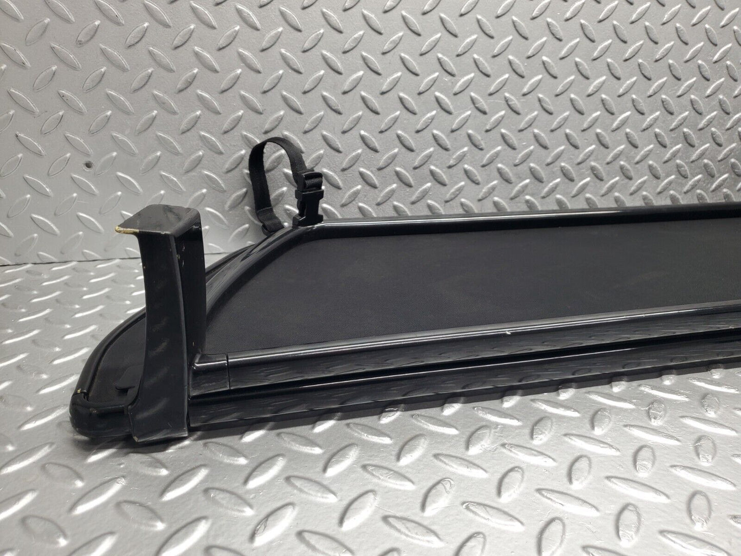 46866 Mercedes-Benz R129 320SL Coupe Wind Deflector