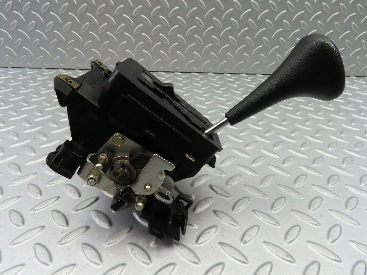 6708 Mercedes-Benz S124 E220 Wagon Automatic Gear Selector 1292670637
