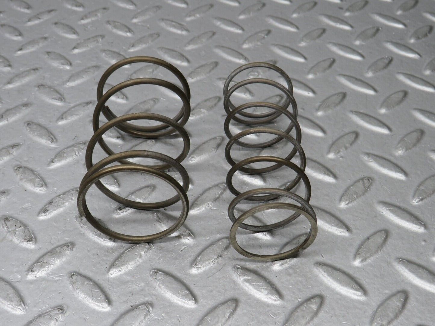 36391 Mercedes-Benz W126 420SE Automatic Piston Spring 722.355