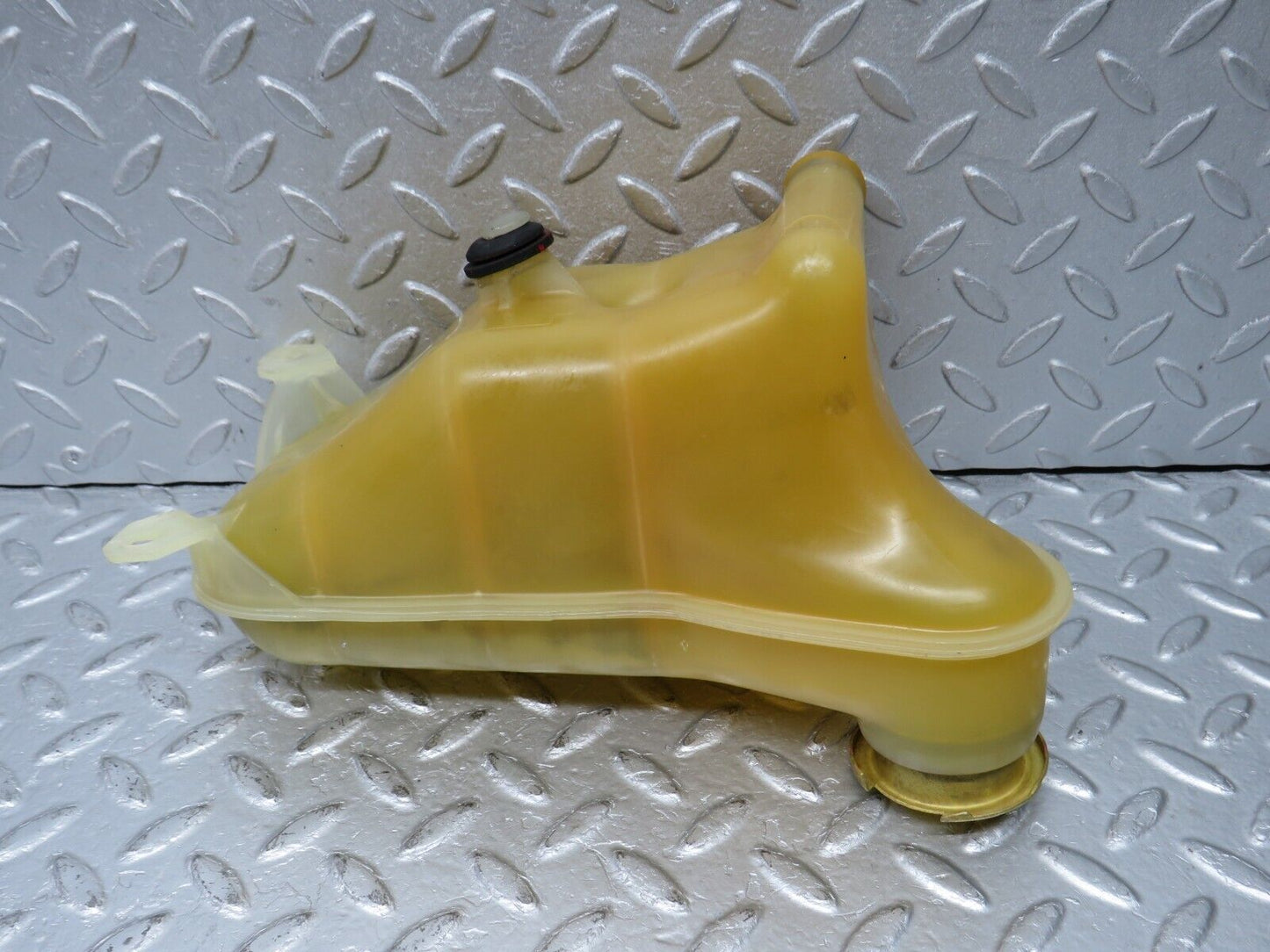 39041 Mercedes-Benz W201 190E Coolant Reservoir Tank No Cap 1245000649
