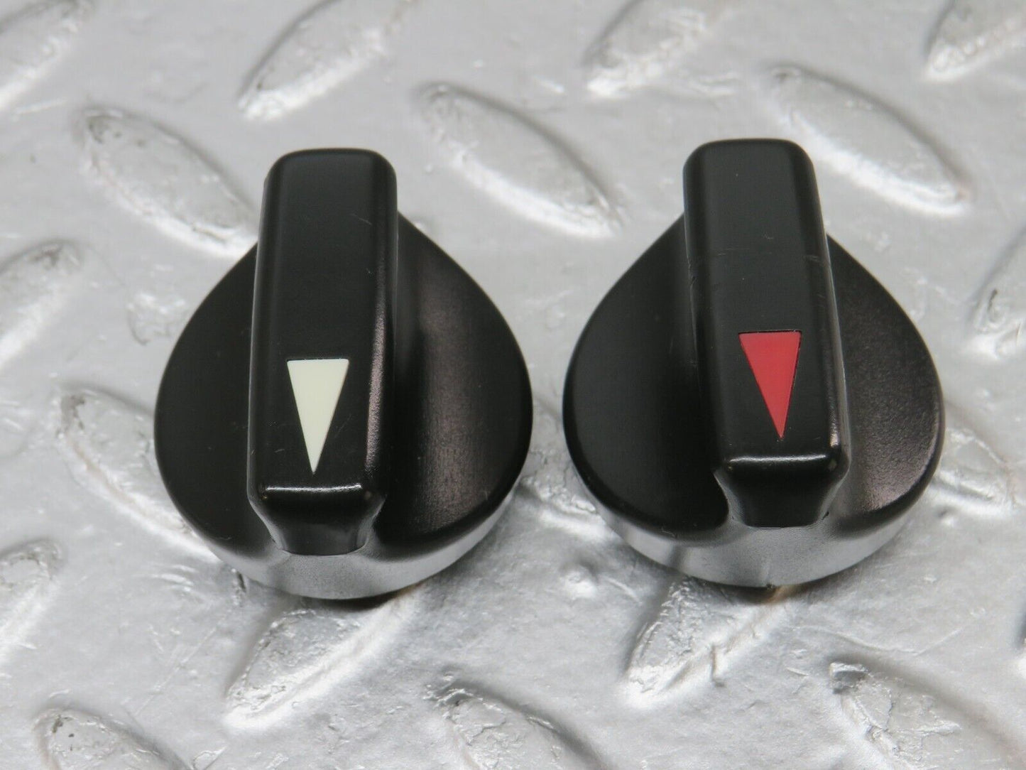 33736 Mercedes-Benz W201 190E 2.0L Heater Control Knob