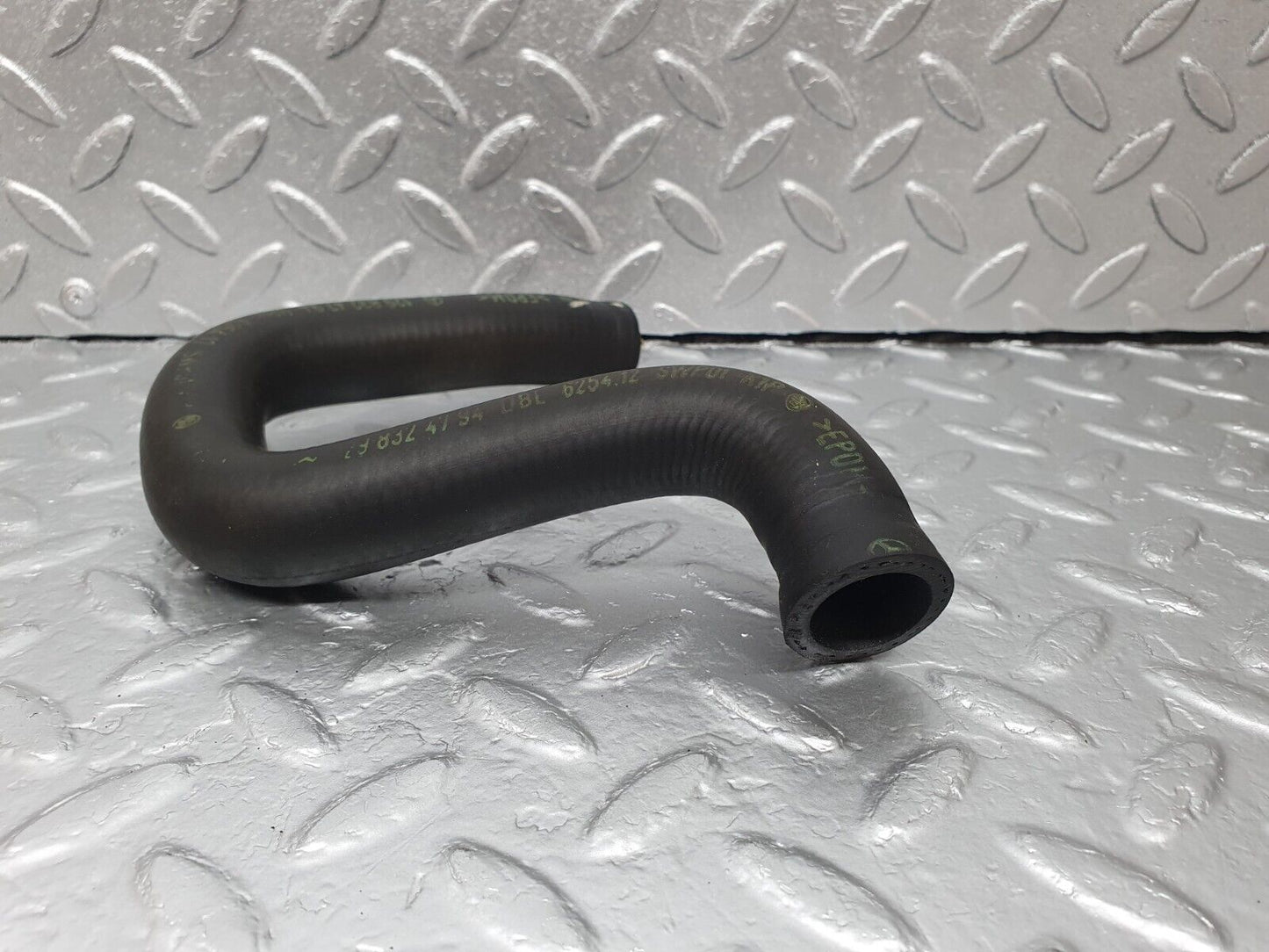 42552 Mercedes-Benz R129 320SL Coupe Heater Hose Pipe 1298324794