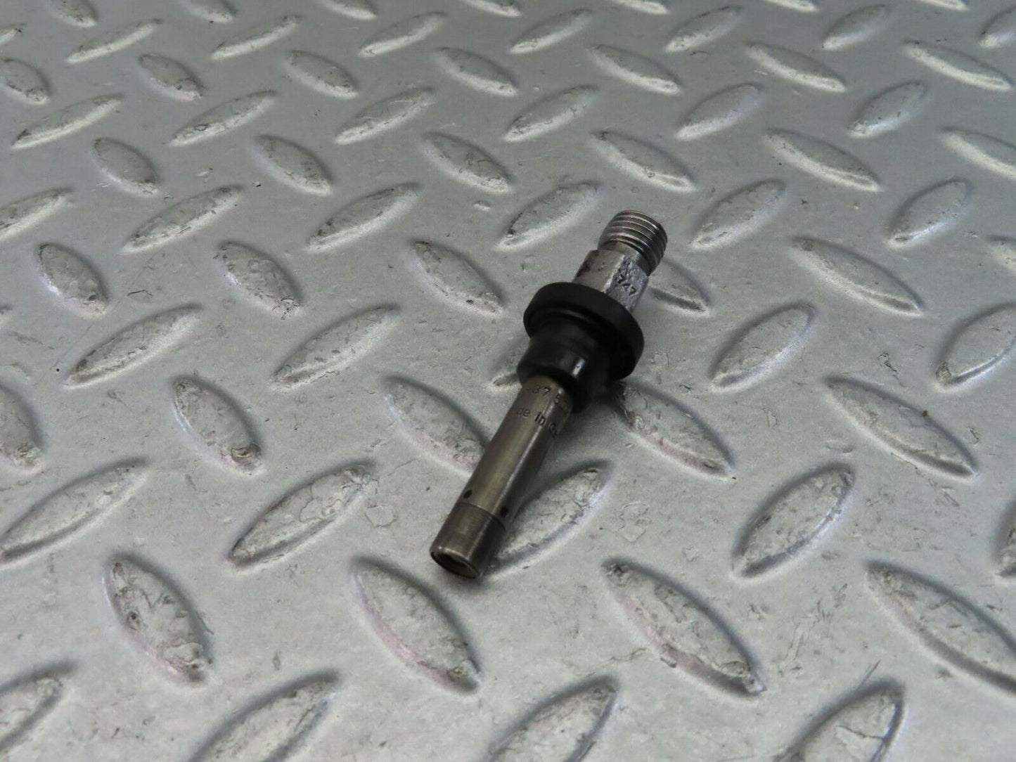 9460 Mercedes-Benz C124 300CE Coupe Fuel Injector Bosch 0437502010