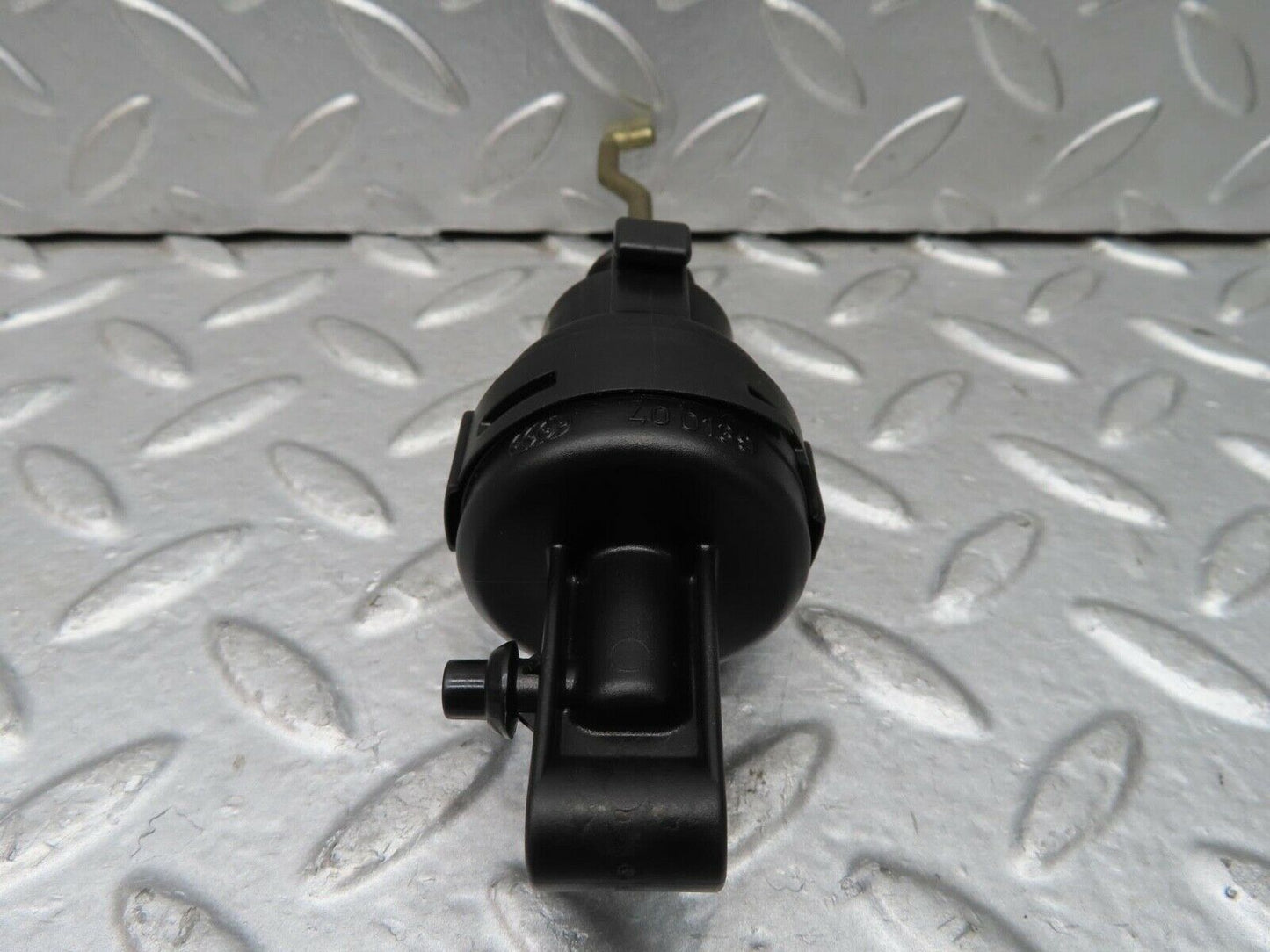 15184 Mercedes-Benz W140 S320 Left Door Lock Vacuum Actuator 400139