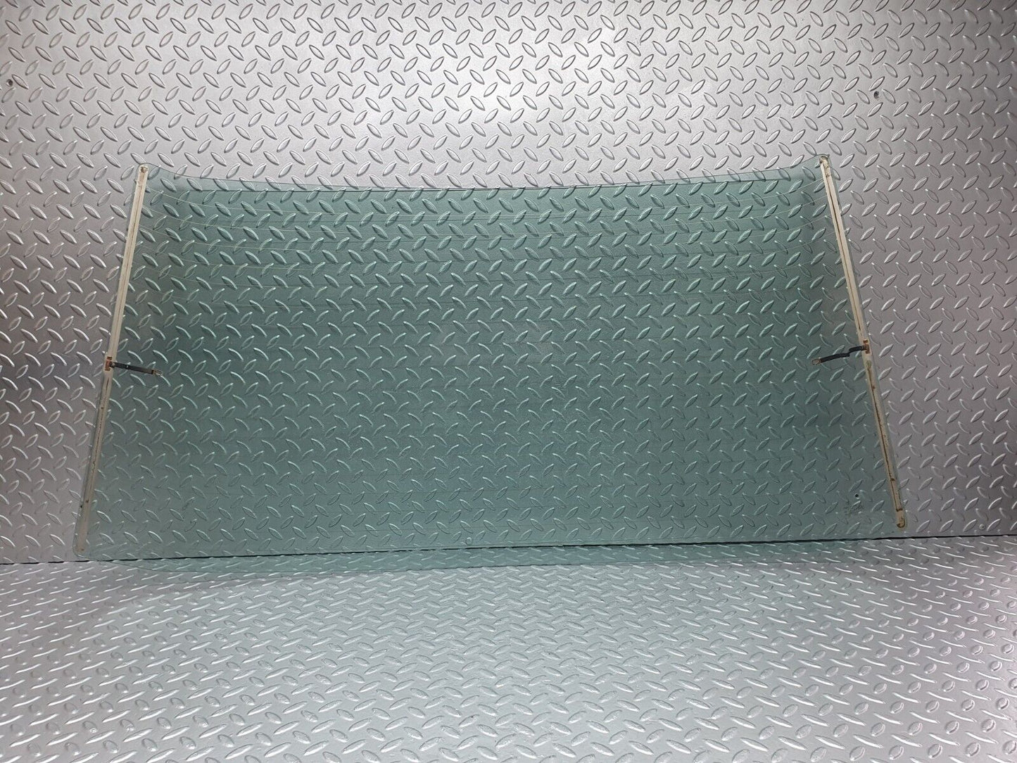 42919 Mercedes-Benz W201 190 2.0L Rear Heated Windscreen Glass