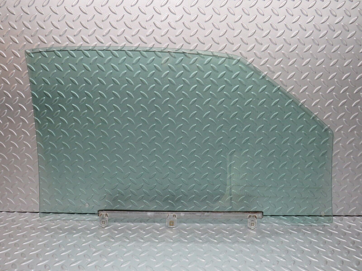 38230 Mercedes-Benz R129 280SL Coupe Left Door Window Glass