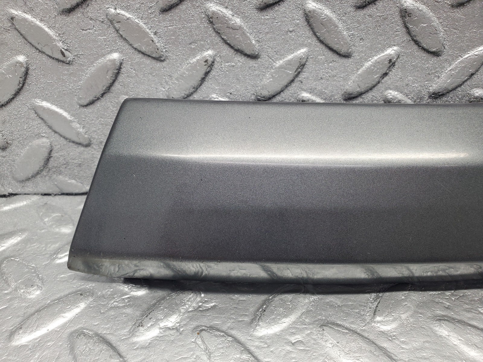 W201 Baby Benz front right fender wing moulding used OEM