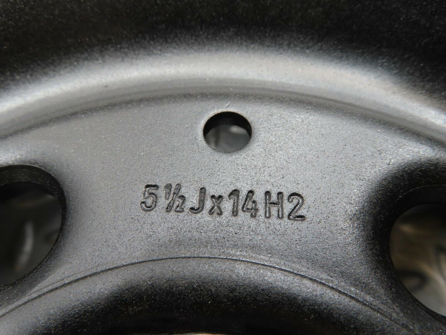 13229 Mercedes-Benz Steel Wheel 5.5Jx14H2 ET30 5x112 1154001302
