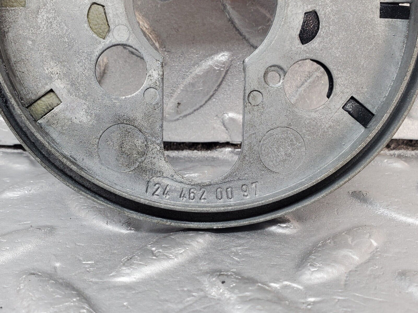 45676 Mercedes-Benz W126 420SE Steering Wheel Contact Plate 1244620097