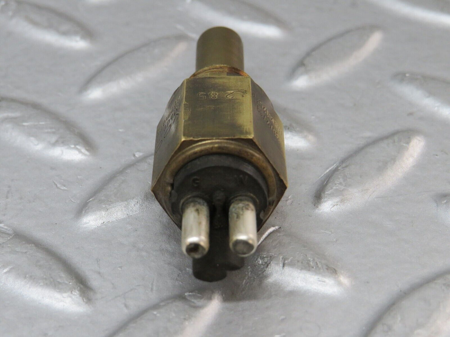 35515 Mercedes-Benz R107 280SL Coupe Temperature Sensor VDO