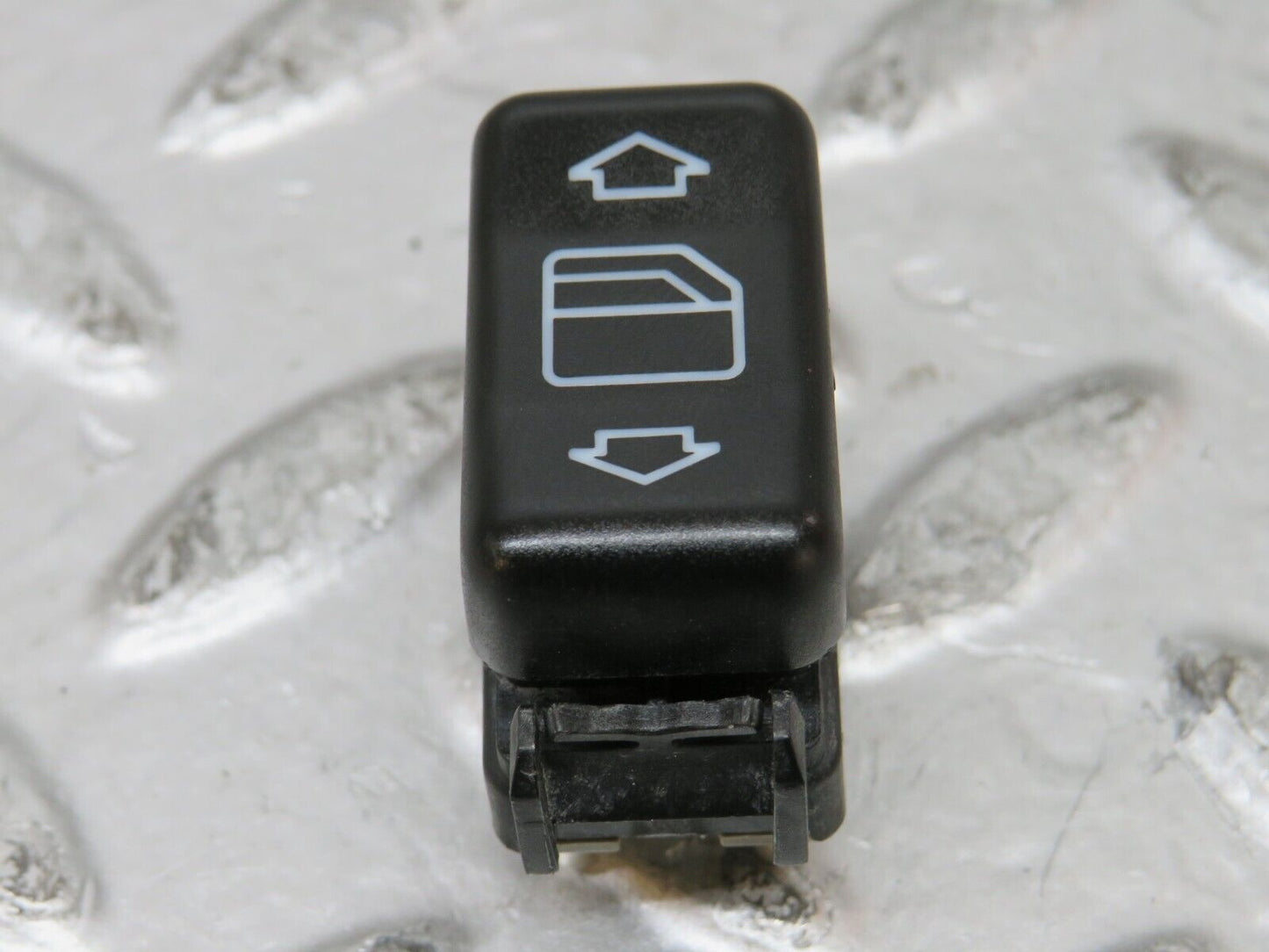 26410 Mercedes-Benz C124 220CE Electric Window Switch Right 1248209410