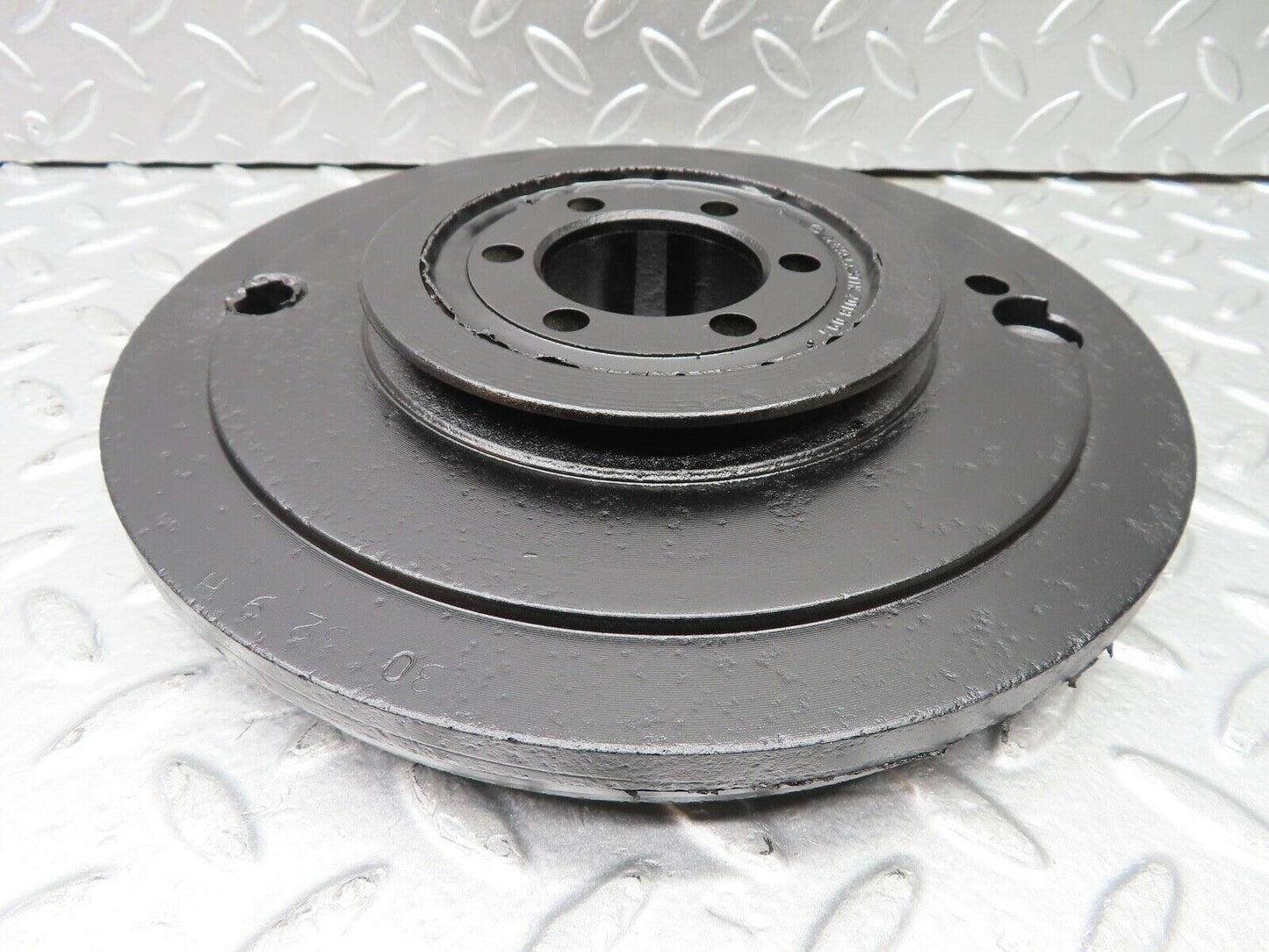 20887 Mercedes-Benz W114 250CE Coupe Crankshaft Vibration Damper