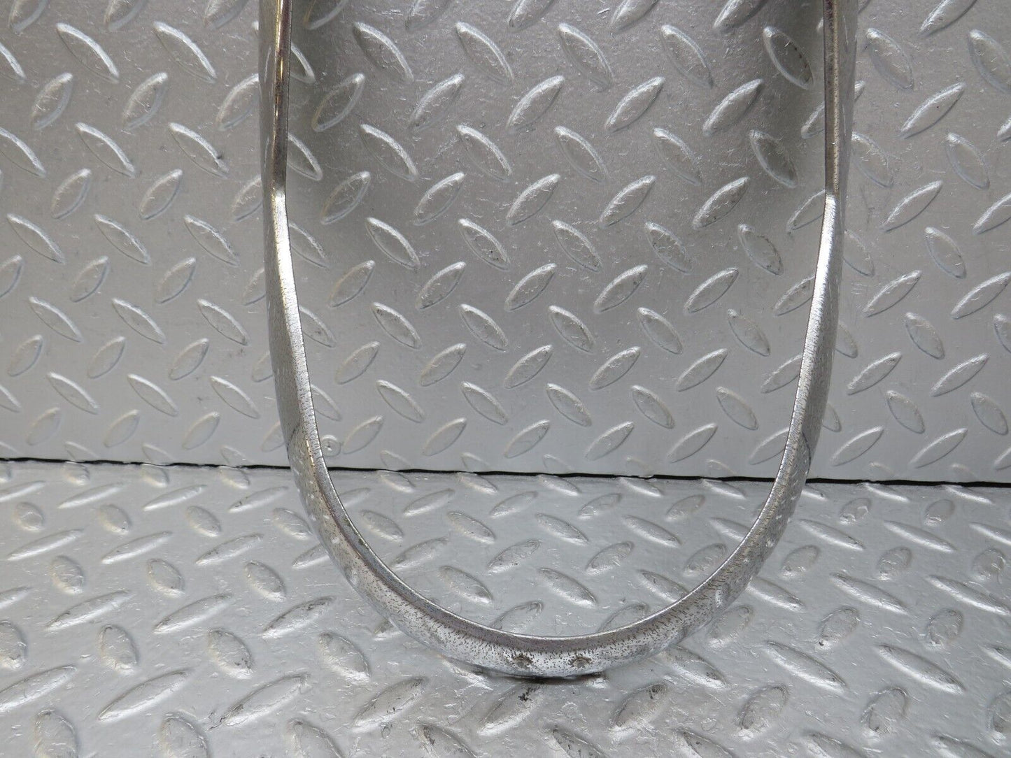 35753 Mercedes-Benz W108 Headlight Chrome Frame