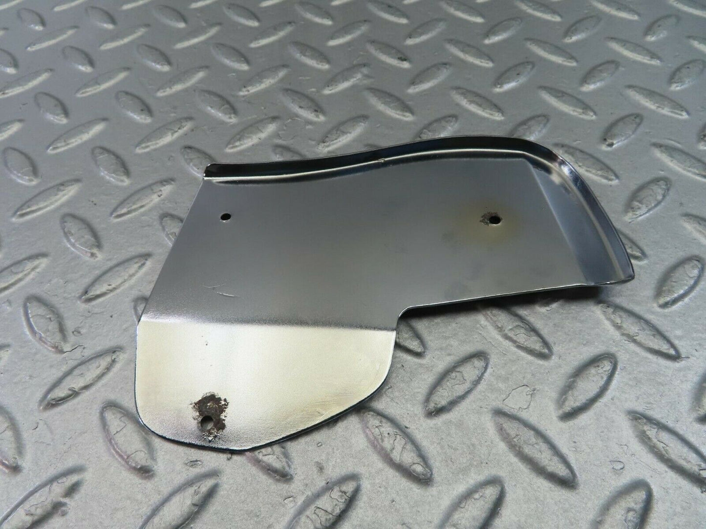 10117 Mercedes-Benz C123 230CE Coupe Door Chrome Cover Left