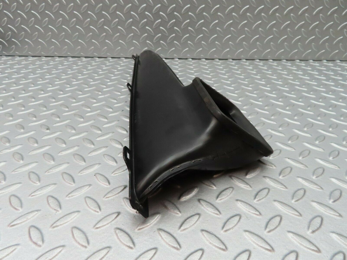 5225 Mercedes-Benz W116 350SE Dashboard Ventilation Duct Left 1168300319