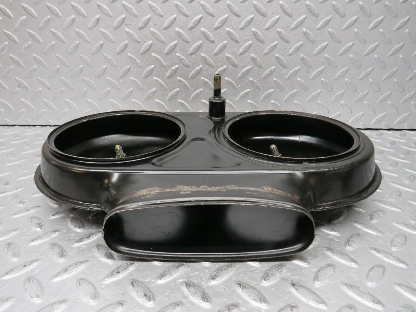 37706 Mercedes-Benz W108 280S Air Filter Housing Connection To Carburettor