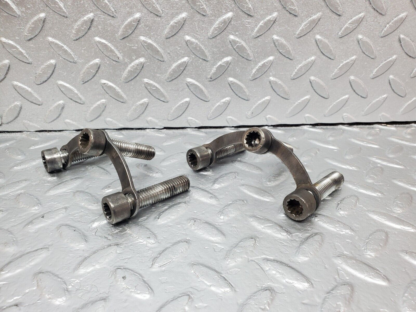 45788 Mercedes-Benz W126 420SE Drive Shaft Bolt Differential Bolt Set