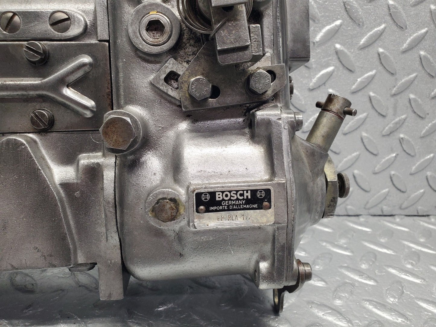 W112 fuel injection pump spares or repair used OEM