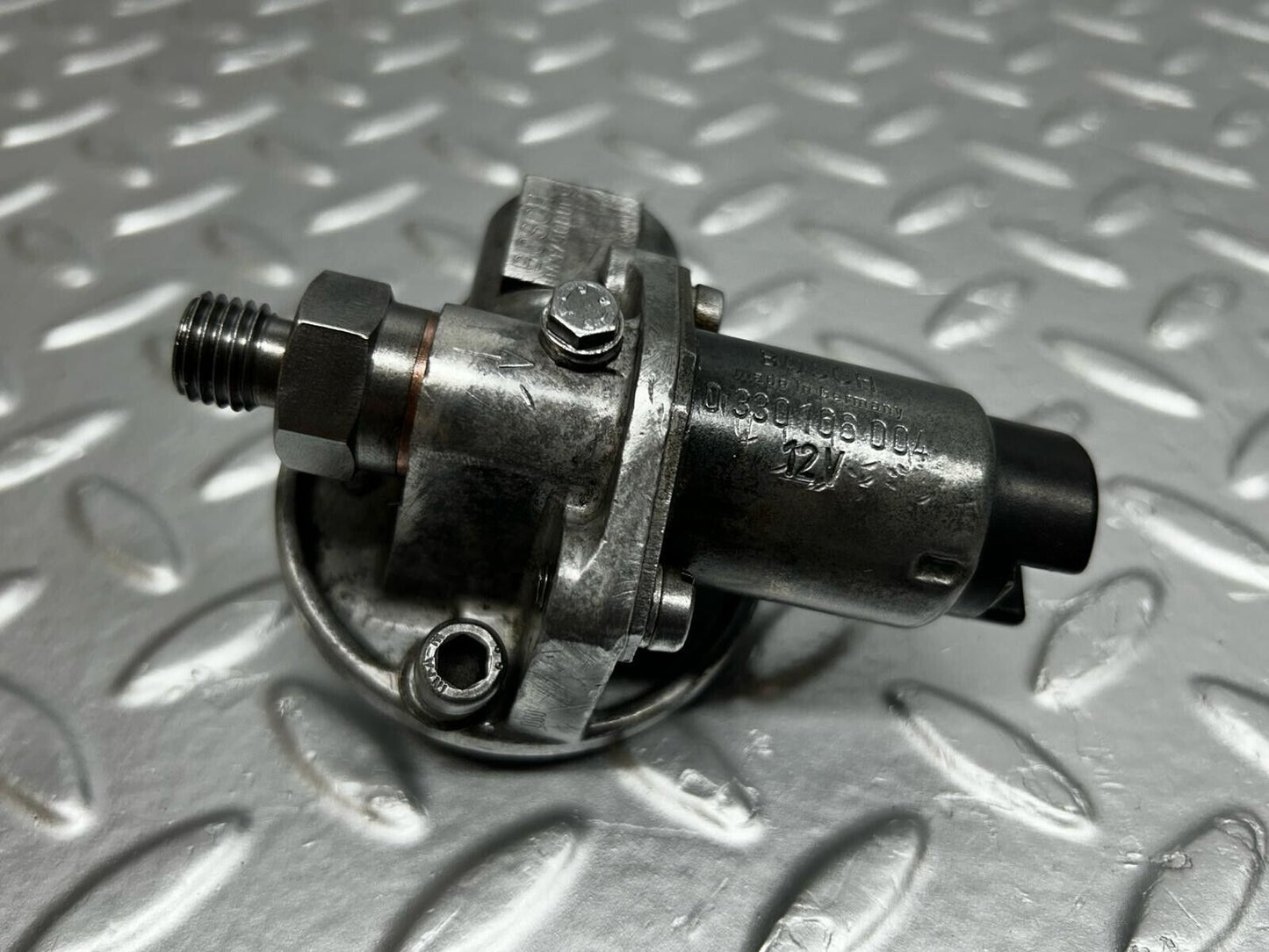 42270 Mercedes-Benz W108 Cold Start Valve 0330106004 0437900009
