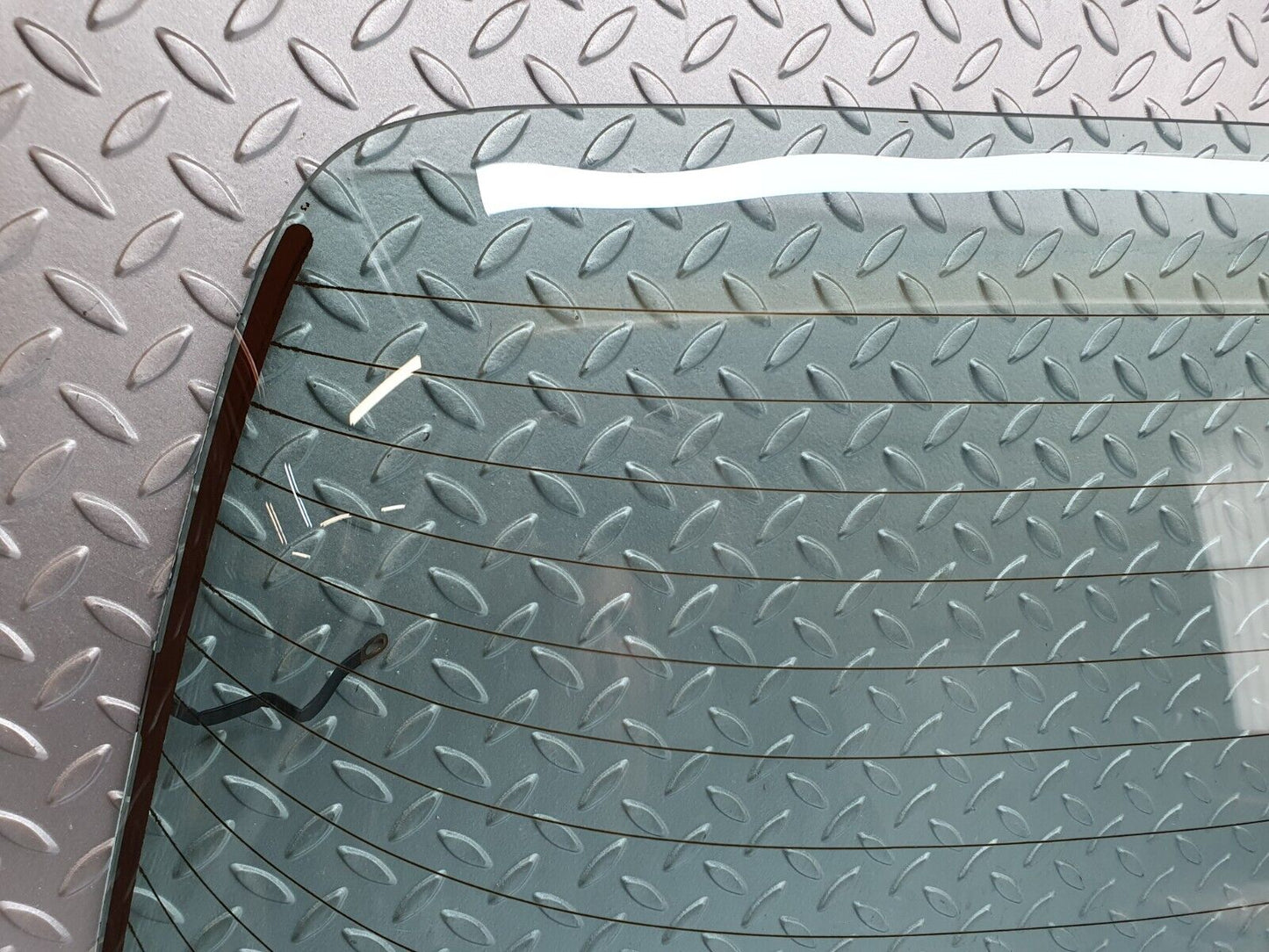 44128 Mercedes-Benz C123 230CE Coupe Rear Heated Windscreen Glass