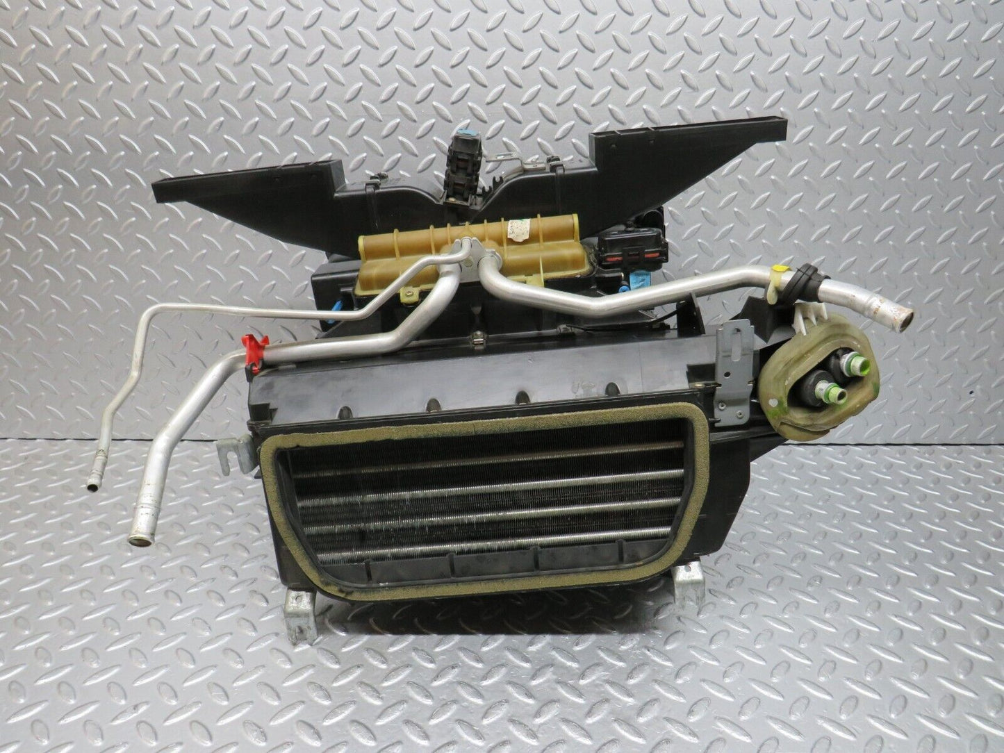 39549 Mercedes-Benz R129 320SL Coupe Heater Blower Box Housing 1298303362